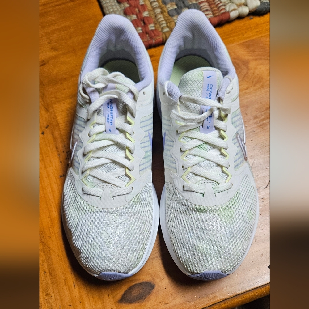 Nike Downshifter 11 Women's White and Green Running Shoes